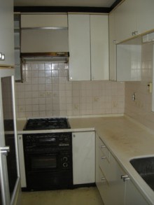 オープンカウンターで開放的なキッチンに オープンカウンターで開放的なキッチンに